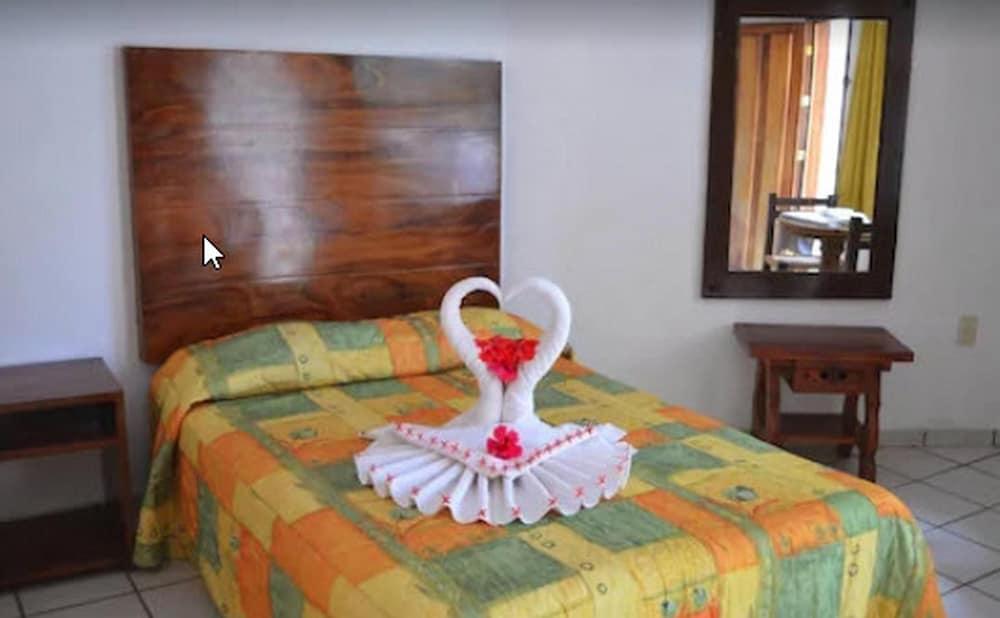 Costa Alegre Hotel & Suites Rincon de Guayabitos Kültér fotó